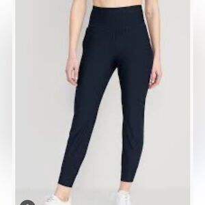 Old Navy Active Go Dry Elevate Leggings Joggers - size small